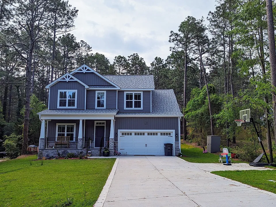 170 Lakeview Dr