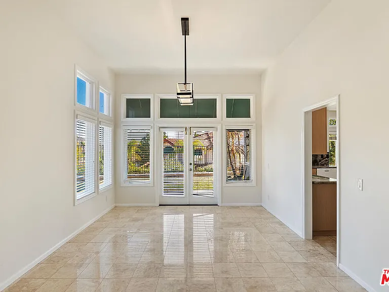 3767 Paseo Primario — Photo 5