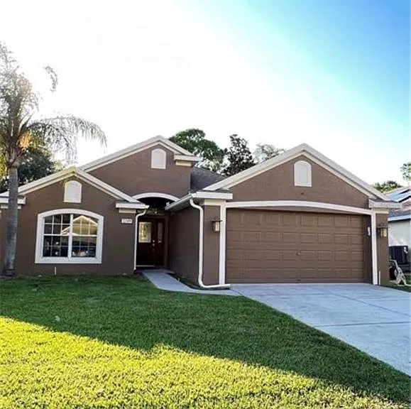 2709 Hawk Roost Ct — Photo 1