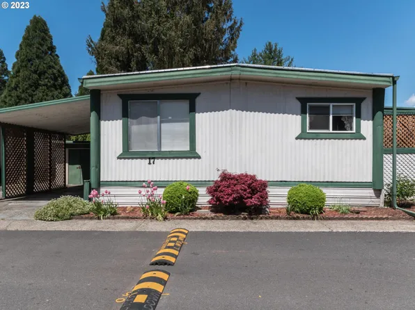 20145 NE Sandy Blvd Unit 17, Fairview, OR 97024