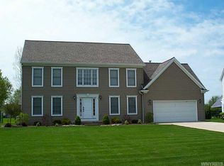 5639 Marthas Vineyard, Clarence Center, NY 14032