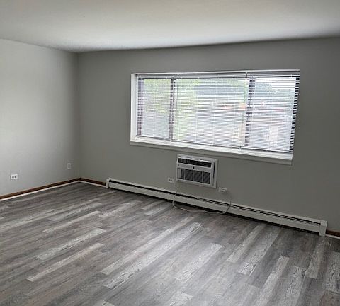 3rd image of 12255 S Artesian Ave #1C