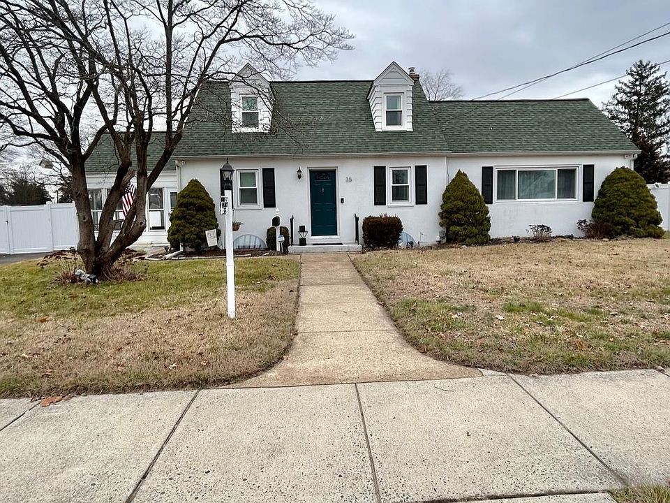 1st image of 35 Wilbur Henry Dr
