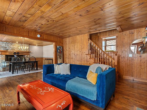 5th image of 2446 Center Rd