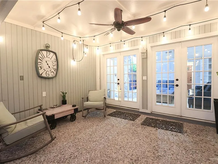 2306 Fox Run St — Photo 27