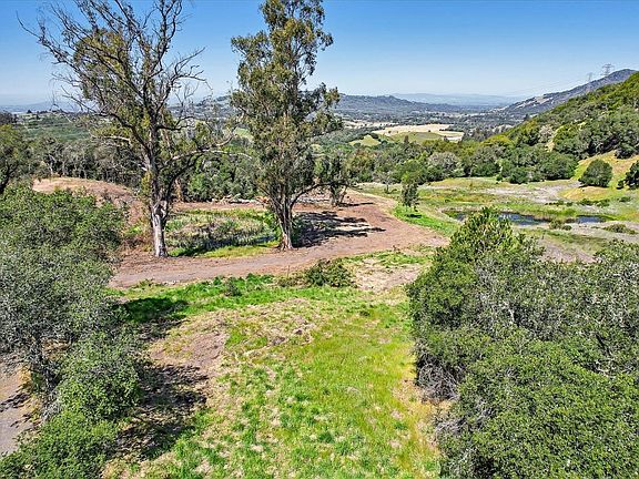 3rd image of 205 Mountain Meadow Road