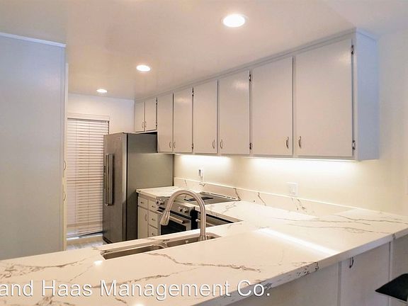 5th image of 6128 Marina Pacifica Dr N