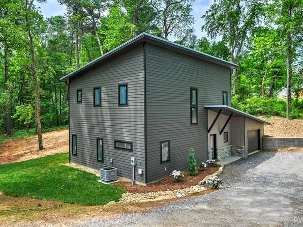 118 Sunshine Ln, Asheville, NC 28806