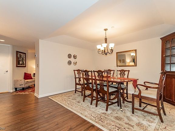 4th image of 100 Fox Hollow Dr APT 206C