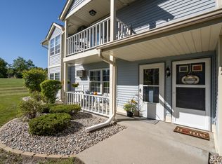 1411 S 7th Ave APT D, West Bend, WI 53095