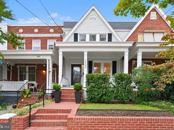 2444 Huidekoper Pl NW, Washington, DC 20007