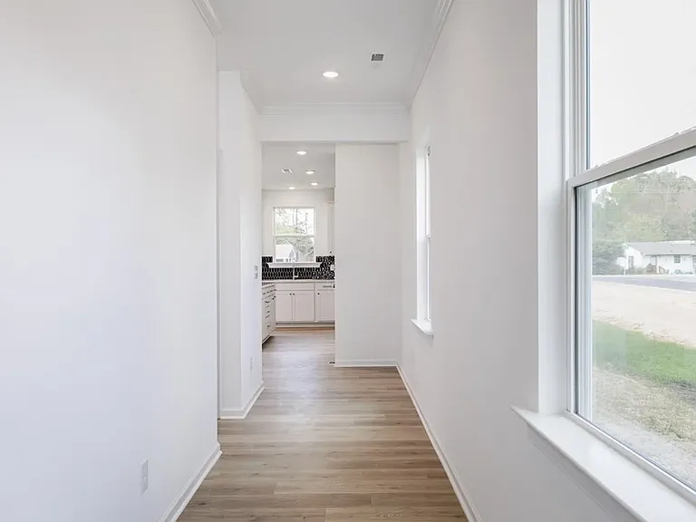 8720 Wardle Ct — Photo 2