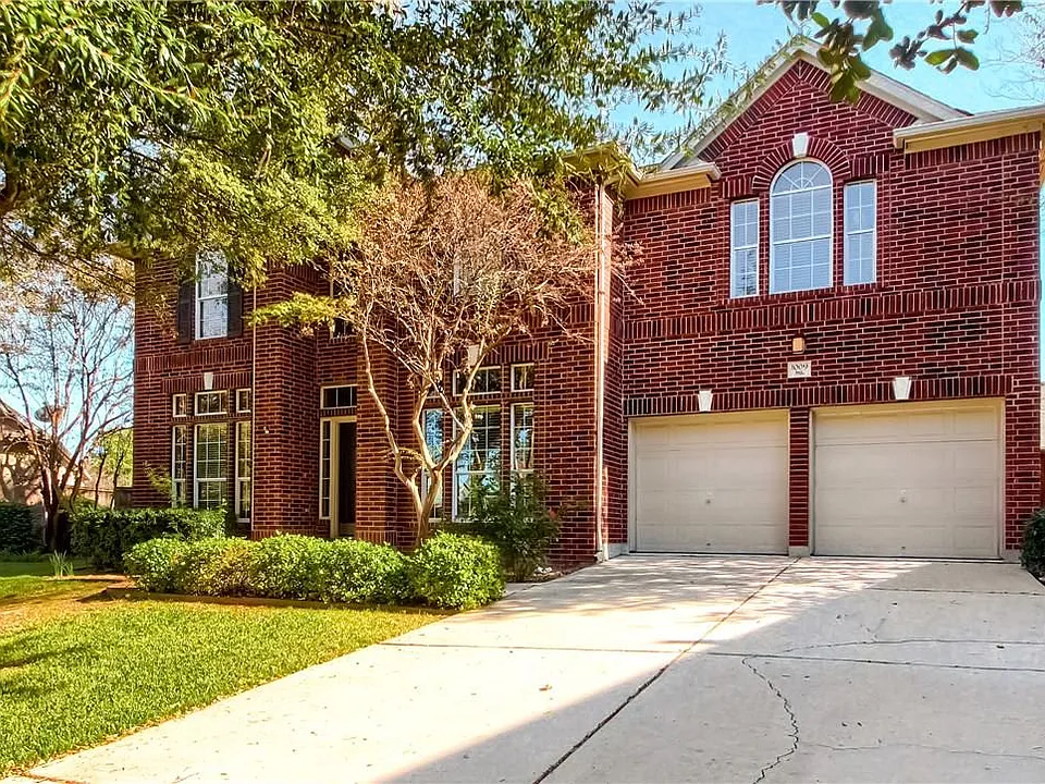 1009 Placid Creek Ct
