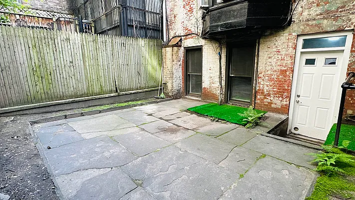 Rented by Aventana | media 11