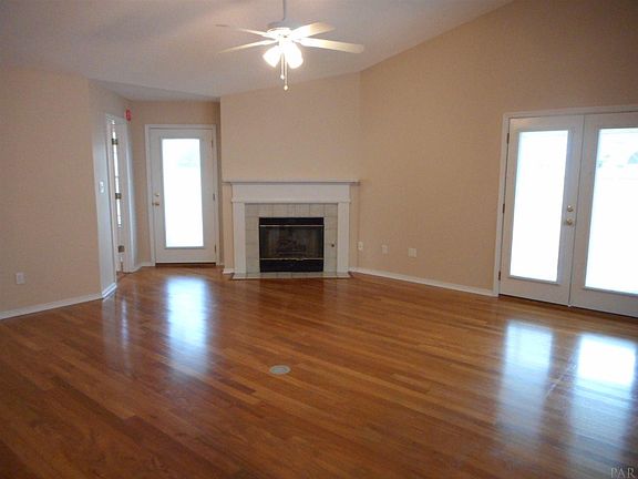 2nd image of 188 Mirabelle Cir