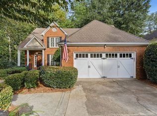 121 Red Oak Ln, Alpharetta, GA 30009