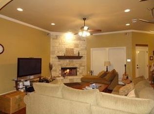 519 Lariat Trl, Mc Gregor, TX 76657