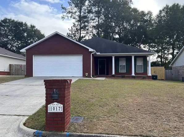 1017 Baywood Rd, Dothan, AL 36305