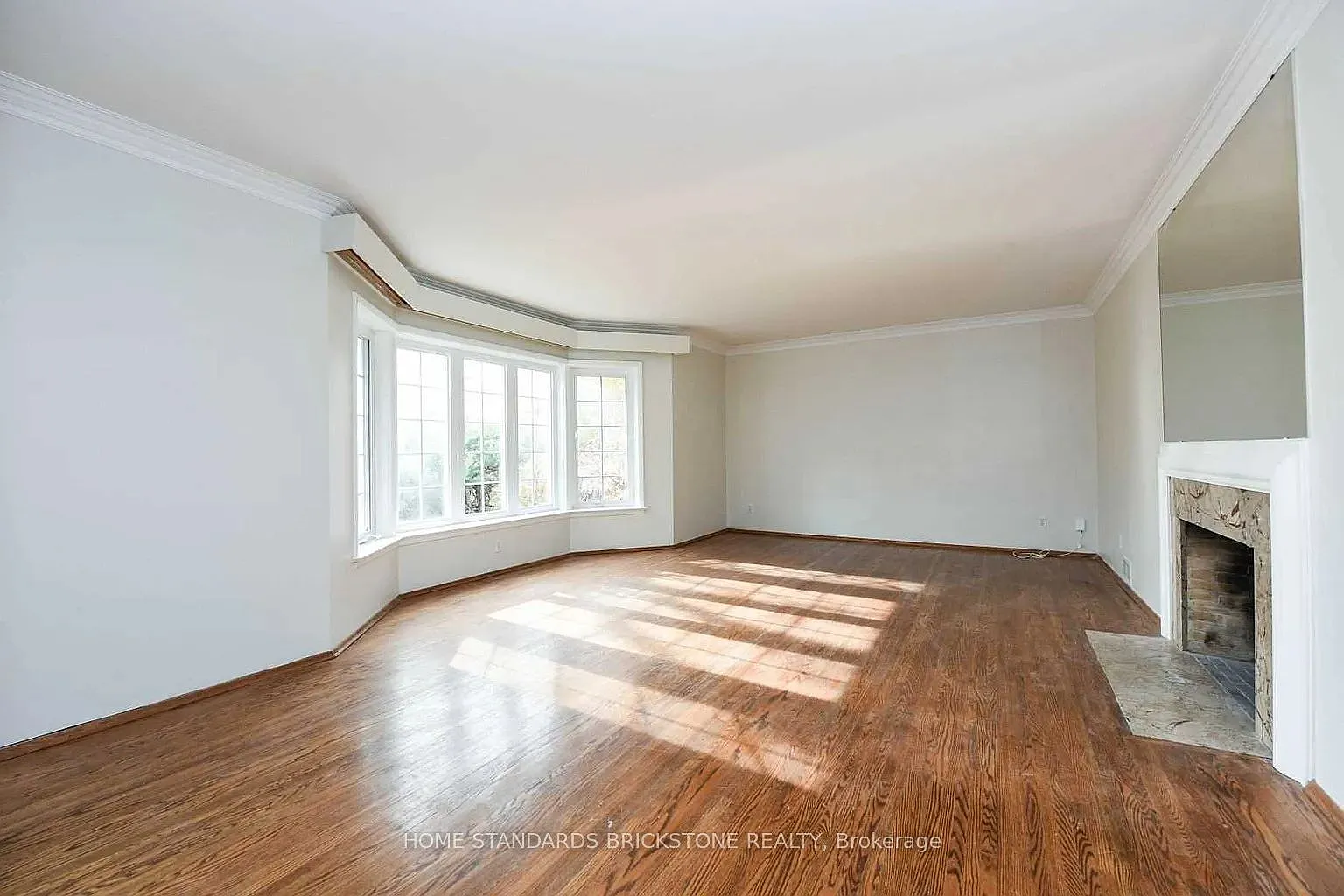 3 bed, $4,200 — Photo 4