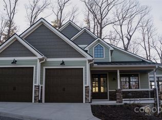 356 High Road Overlook, Hendersonville, NC 28739