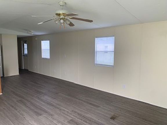 3rd image of 3745 Burgaw Hwy Lot 3
