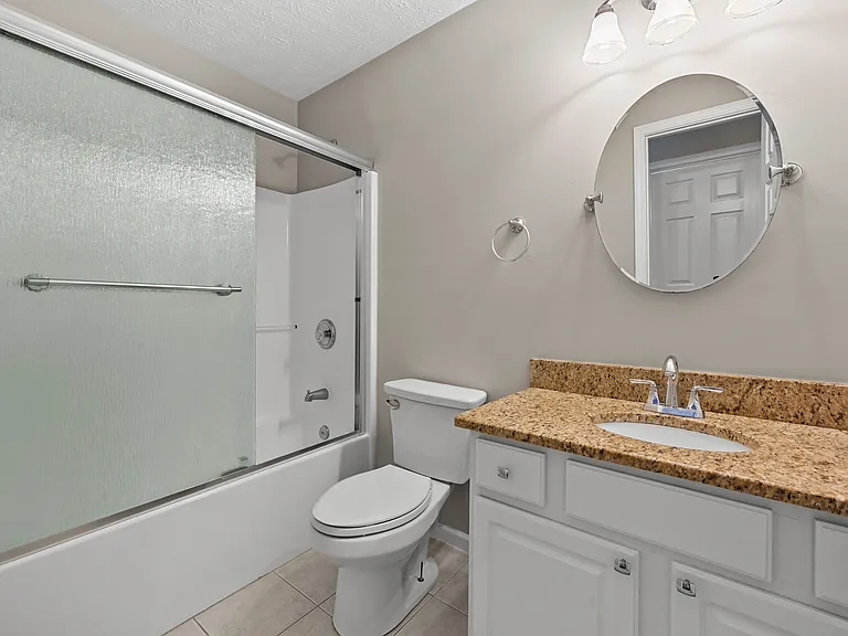 1029 Harbins Pass Dr — Photo 16