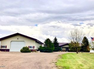 27 Hereford Dr, Gillette, WY 82718