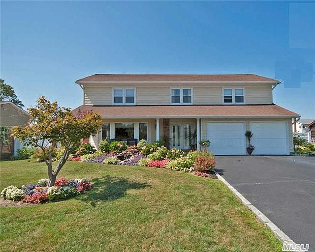 1st image of 174 Snedecor Ave