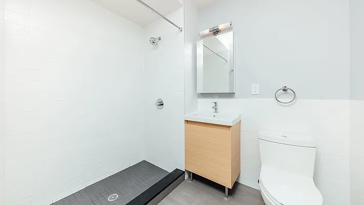 Rented by Nooklyn NYC LLC | media 12