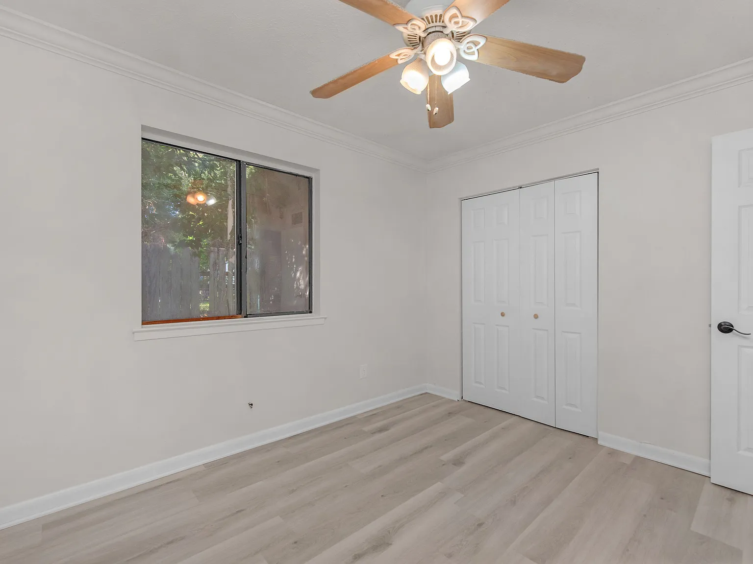 2 bed, 850 sqft, $1,525 — Photo 2