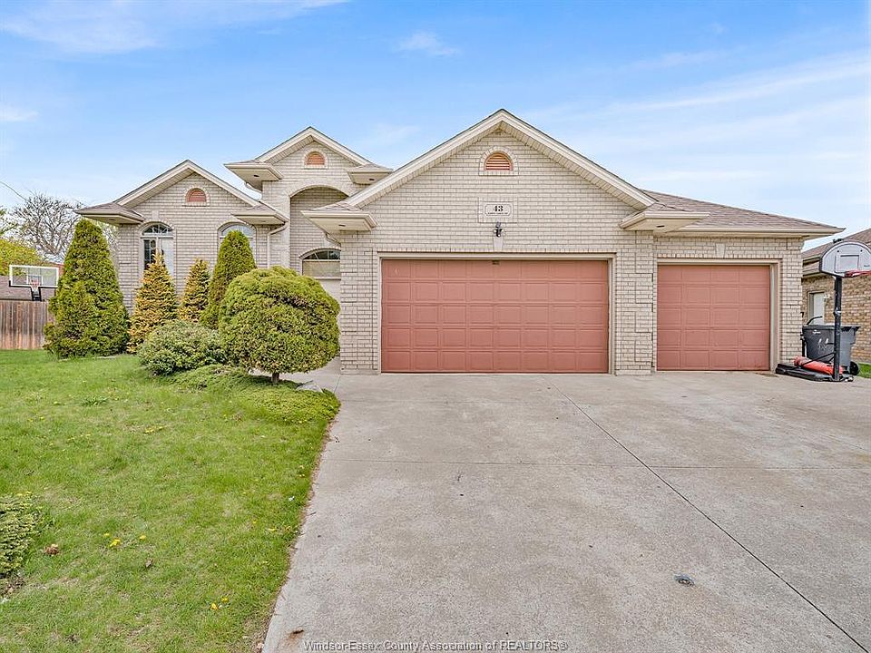 1st image of 43 Sandy Lake Dr