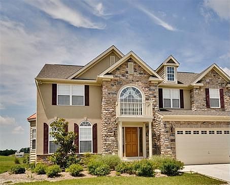 5th image of 25163 Lumberton Dr