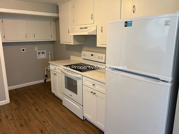 4th image of 31 Studley Ave #1