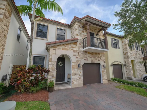 10250 NW 70th Ter, Doral, FL 33178