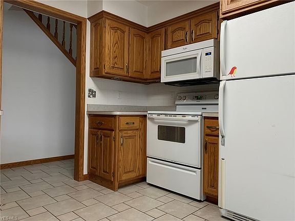 5th image of 99 Reserve Ave