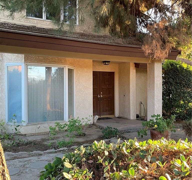 1st image of 27191 Beaumont Ave