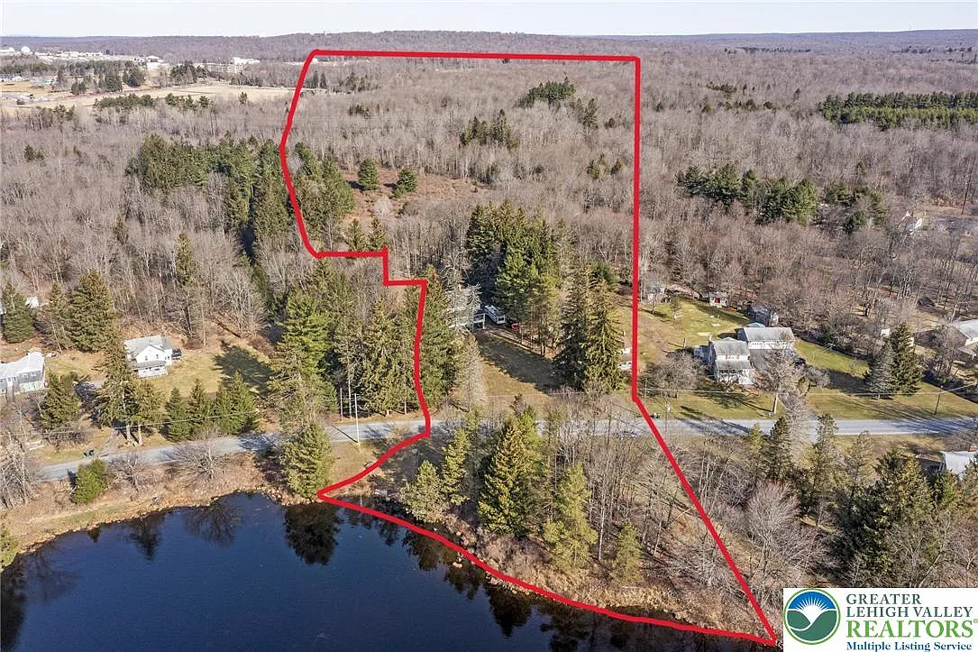 2101 Lakeside Dr photo 1