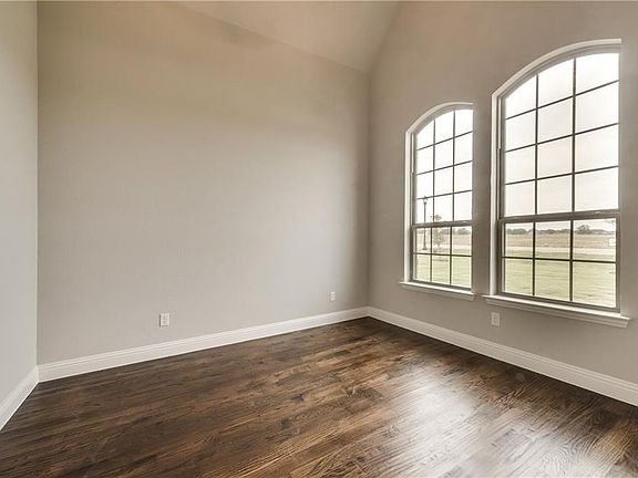 4th image of 3116 Stardust Ln