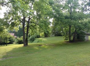 359 Mountain Creek Rd, Robbinsville, NC 28771