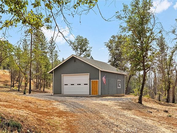 5th image of 490 Vilas Rd