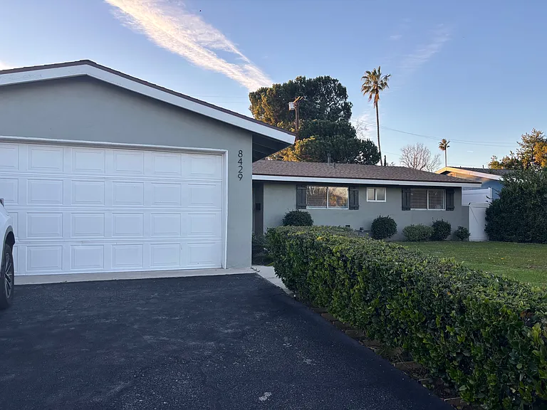 8429 Sunnybrae Ave — Photo 35