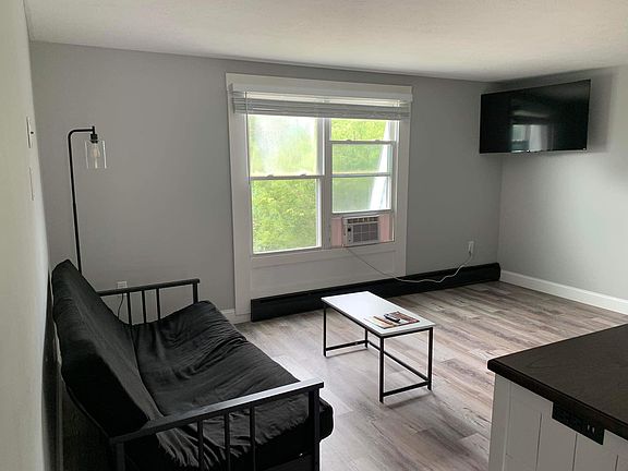 5th image of 12 Foote St #10