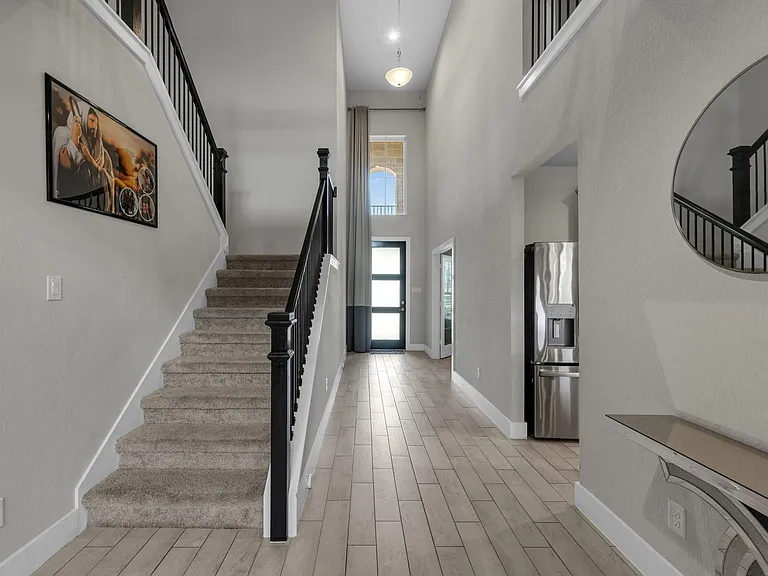 1569 Sunrise Gables Dr — Photo 14