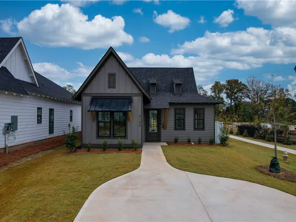 3106 Bottle Way, Auburn, AL 36830