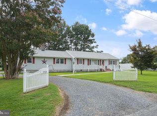 10421 Sand St, Temperanceville, VA 23442