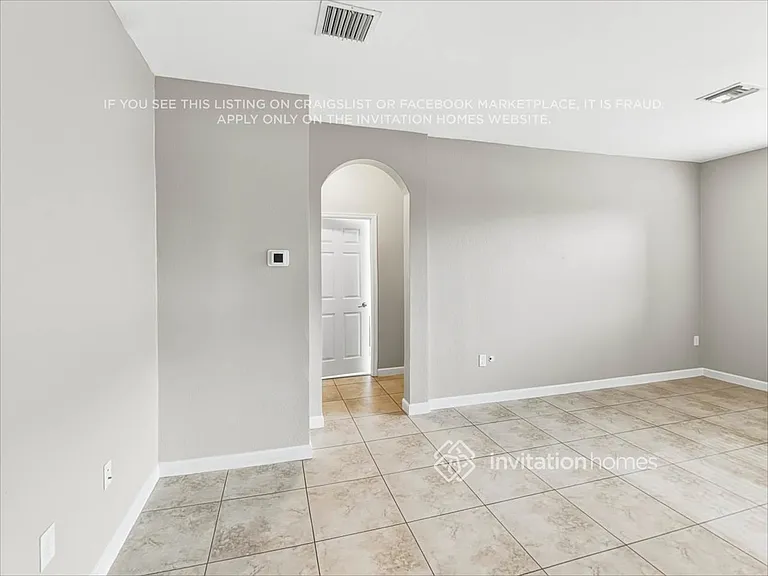 23391 SW 118th Ave — Photo 11