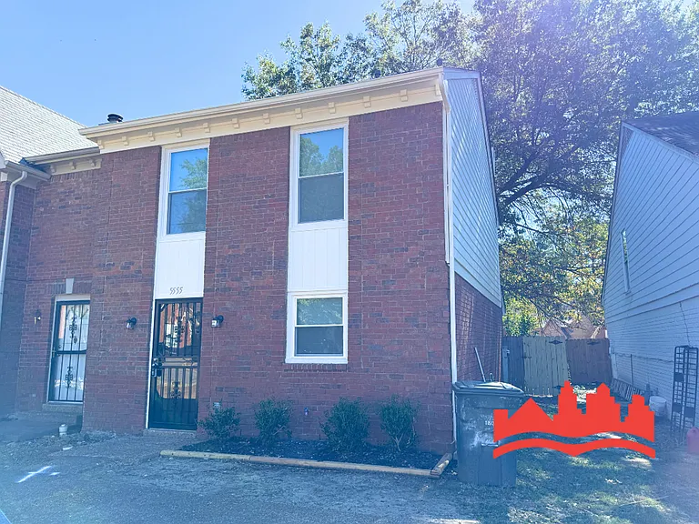 5555 Blossom Ln — Photo 3