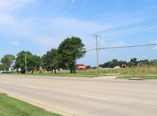 3990 Blairs Ferry Rd NE, Cedar Rapids, IA 52402