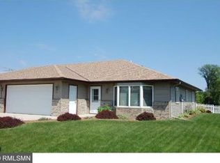 307 Thruen St W, Morristown, MN 55052