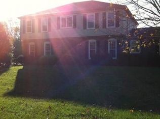 6002 Wagram Way, Glenview Hills, KY 40222